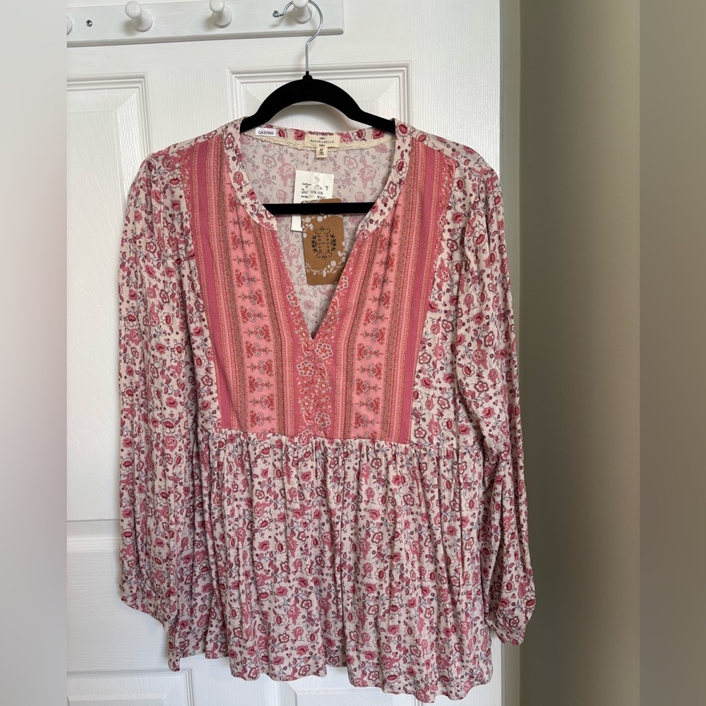 Mason & Belle Pink Floral Blouse. New with tags
